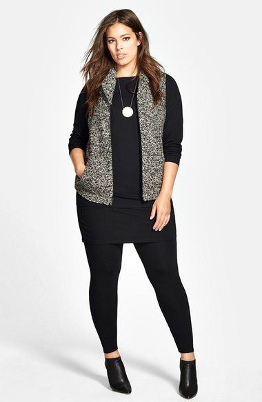 Plus Size Travel Clothes for Women: Vacation Wardrobe Plus Size Travel Clothes, Casual Curvy Fashion, Leggings Plus, Casual Plus Size Outfits, Plus Size Outfits Casual, Skirted Leggings, Clothes Fall, How To Wear Leggings, Fall Wardrobe Essentials