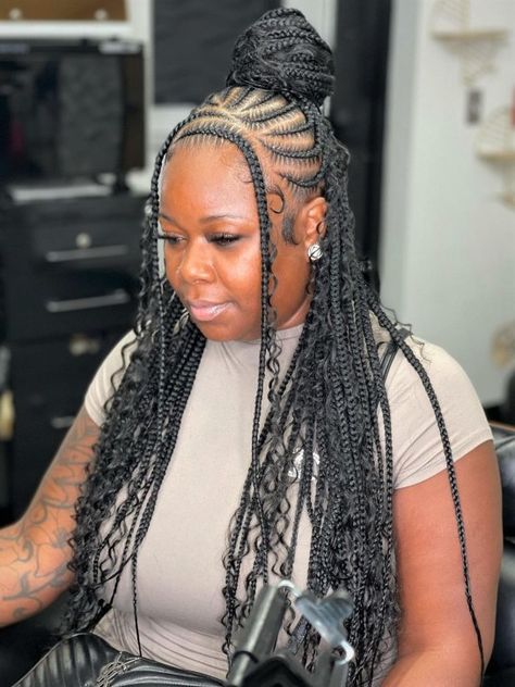 Tribal Half-Up Bun with Braids and Curls Braided Updo Half Up Half Down, Half Braided Updo, Stitch Fulani Braids Hairstyles, Two Layer Feed In Braids, Layer Ideas, Hairstyles With Curls, Carrot Hairstyles, Cornrow Styles, Colored Box Braids