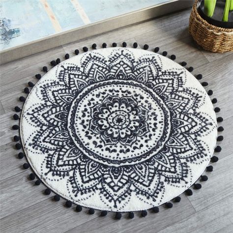 Beige And Black Bathroom, Black Bathroom Rug, Boho Bathroom Rug, Small Throw Rugs, Round Rug Living Room, Boho Velvet, Luxury Bath Rugs, Mandala Boho, Toilet Rug