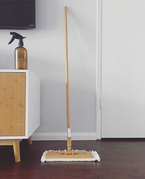 Bamboo swiffer, Candice Olson Waste Free Living, Plastic Free Life, To Be In Love, Plastic Free Living, Zero Waste Kitchen, Zero Waste Living, Zero Waste Lifestyle, Eco Living, Eco Friendly Living