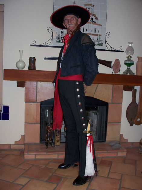 Spanish Vaquero photos 012 Vaquero Outfit Mexican Men, Mariachi Outfit, Mariachi Hat, Spanish Outfits, Spanish Clothing, Sombrero Hat, Cowboy Pants, Vintage Western Wear, Outfits For Mexico