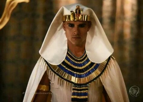 #Ramses Egyptian Goddess Costume, Ancient Egyptian Clothing, Celebrity Barbie Dolls, Egyptian Men, Egyptian Makeup, Egyptian Wedding, The Bible Movie, Egyptian Fashion, Ancient Egypt History