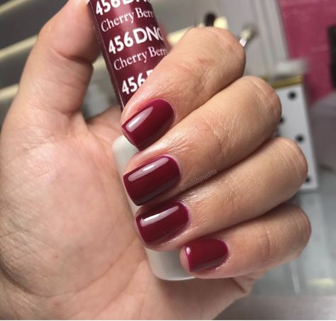 Dnd Red Cherry Nails, Fun Nail Polish Colors, Dnd 432 Dark Scarlet, Dnd Gel Polish Fall Colors, Dnd Cherry Berry, Gelixir Gel Polish Colors, Dnd Gel Polish Colors Winter, Dnd Fall Colors, Dnd Winter Nail Colors