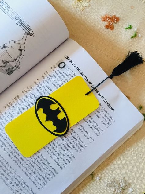 Handmade bookmark !! Superhero handmade bookmarks!! Kids bookmarks!! Batman  bookmark Batman Bookmark, Kids Bookmarks, Back To School Gifts For Kids, Homemade Bookmarks, Handmade Bookmarks Diy, Jellyfish Craft, Funny Valentines Cards, Bookmarks For Books, Handmade Bookmarks