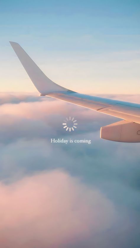 Holiday Manifestation, 777 Manifestation, Sunset Holiday, Cowgirl Summer, Catching Flights, Travel Photoshoot, Airplane Wallpaper, Holiday Words, Chinese Quotes