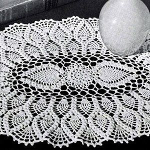 Vintage Crochet Doily Pattern, Pineapple Doily, Crochet Tablecloth Pattern, Free Crochet Doily Patterns, Doily Pattern, Crochet Doily Diagram, Crochet Dollies, Confection Au Crochet, Crochet Shawl Pattern Free