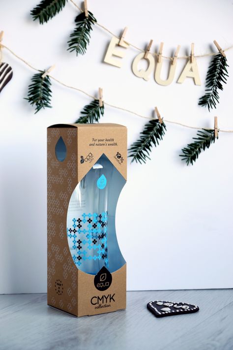 Water Bottle Box Packaging Design, Tumbler Packaging Ideas, Eco Friendly Soap Packaging, Tumbler Packaging, Traditional Packaging, Eco Friendly Packaging Design, Box Wine, Kraft Packaging, Water Bottle Gift