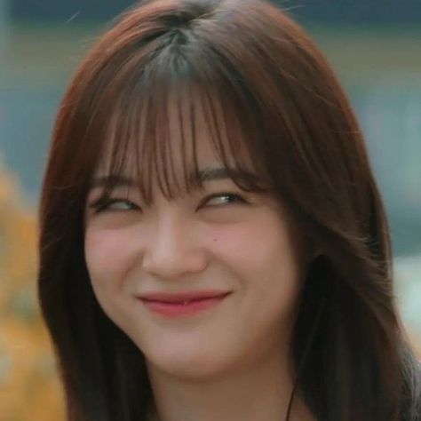 Korean Memes Funny, Kim Sejeong Cute, Kdrama Funny Faces, Korean Funny, Funny Asian, Funny Kdrama, Korean Memes, Stickers Kpop, Celebrity Memes