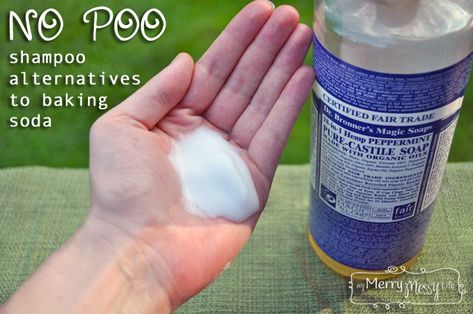 No Poo Alternatives to Baking Soda Baking Soda Hair Wash, Shampoo Without Sulfate, Diy Shampoo Recipe, Shampoo Alternative, Baking Soda Shampoo Recipe, Baking Soda Face Mask, Baking Soda For Hair, Baking Soda Face, Messy Life