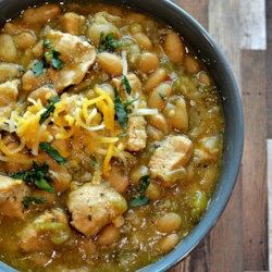 Instant Pot® Yardbird Chili with White Beans Chili With White Beans, White Beans Recipe, Recipes Using Rotisserie Chicken, White Bean Recipes, Hearty Chili, Green Enchilada Sauce, Northern Beans, Oven Roasted Chicken, Great Northern Beans