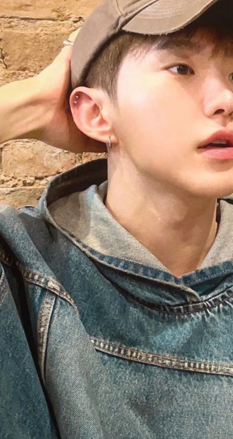 Hoshi Seventeen Piercing, Hoshi Ear Piercing, Seventeen Piercings, Hoshi Piercing, Double Helix Piercings, Double Helix Piercing, Cool Ear Piercings, Pretty Ear Piercings, Cool Piercings