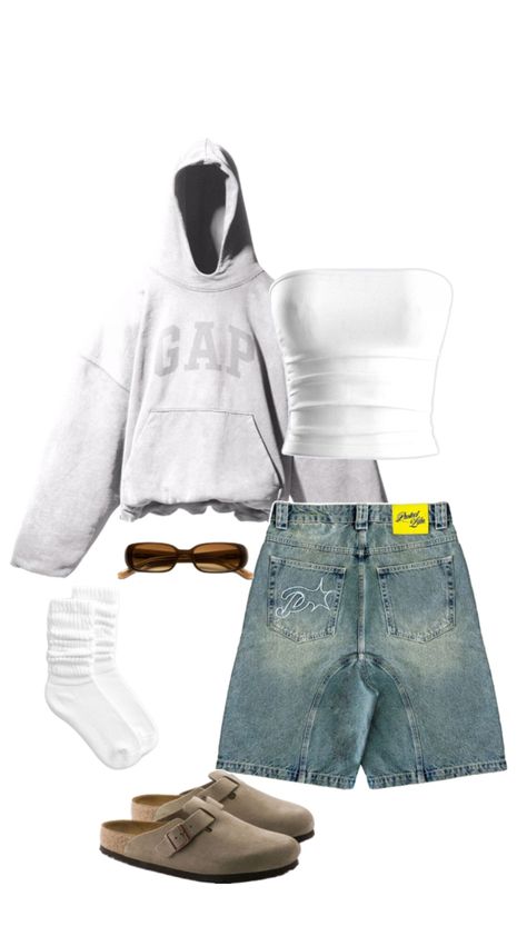 fashion outfit, fashion ideas, 2000s, y2k, 90s, ahs style, ahs, birkenstock, gap hoodie Ahs Style, Teen Fashion Trends, Street Style Outfits Casual, 90s Y2k Fashion, Outfits 2000s, Gap Hoodie, Chic Fall Outfits, Outfit Inspo Casual, 2000s Fashion Outfits