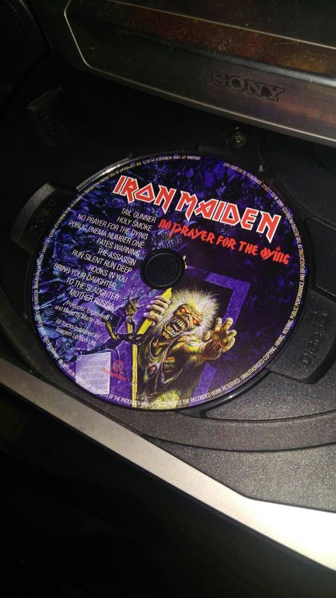 Iron Maiden Pfp, Cd Pfp, Iron Maiden Cd, Cd Aesthetic, Spotify Aesthetic, Iron Maiden, Vinyl Records, Cd, Vinyl