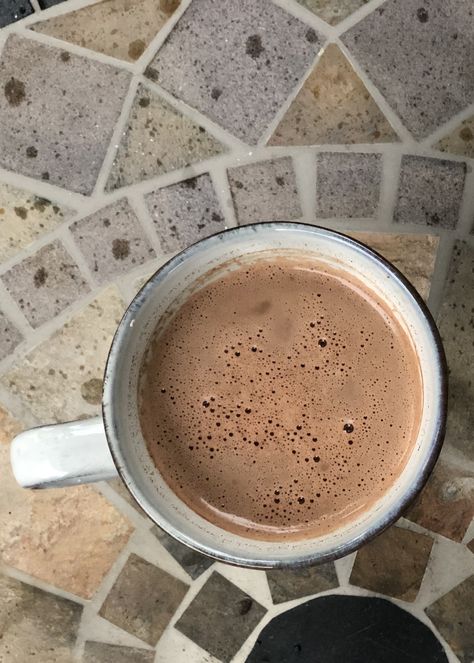 Morning Cacao Drink, Cacao Nibs Drink Recipes, Cacao Coffee Replacement, How To Use Cacao Powder, Cacao Powder Recipe Smoothie, Cocao Bliss Recipes, Cacao Coffee Recipes, Coffee With Cocoa Powder, Raw Cacao Recipes