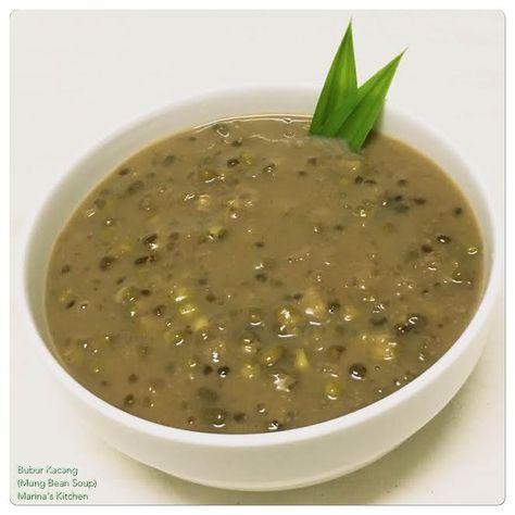 Bubur Kacang Hijau Aesthetic, Sago Gulaman Drink, Mung Bean Eggs, Mung Bean Cake, Mung Bean Soup, Tapioca Recipes, Green Beans Soup, Pandan Leaves, Mung Bean