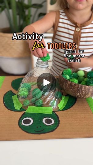 2.5M views · 55K reactions | Turtle fun with the little one! 🐢Save this idea so you remember to try it too! Birdie is almost 17 months old. I repurposed the top of a water container and used it as a shell for a cardboard turtle. 💚 And my daughter had a blast using green pom poms to fill up the shell! So great for fine motor skills, hand-eye coordination, and speech development! 🙌 Plus, it's a fun sensory activity for little ones. Just a reminder, pom poms can be a choking hazard, so if you can’t supervise don’t do it! -And if you are new here, hi 👋 I’m Michelle. Check back daily for more fun ideas for kids!-#toddleractivities #diyfun #learningthroughplay #parentingtips #kidactivities #finemotorskills | 7 Days of Play | Soundbeaver · Positive Vibes Turtle Craft For Toddlers, Pom Pom Turtle, Turtle Toddler Craft, Turtle Sensory Activities, Turtle Sensory Bin, Turtle Preschool, Turtle Day Activities, Pond Life Crafts For Toddlers, Pond Life Activities For Toddlers