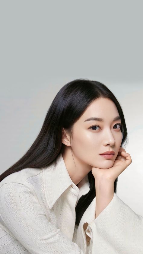 Shin Min Ah Wallpaper, Shin Min Ah Photoshoot, Eyes Reference, Shin Min Ah, Bae Suzy, Beauty Art, How To Look Classy, Korean Actors, Actors & Actresses