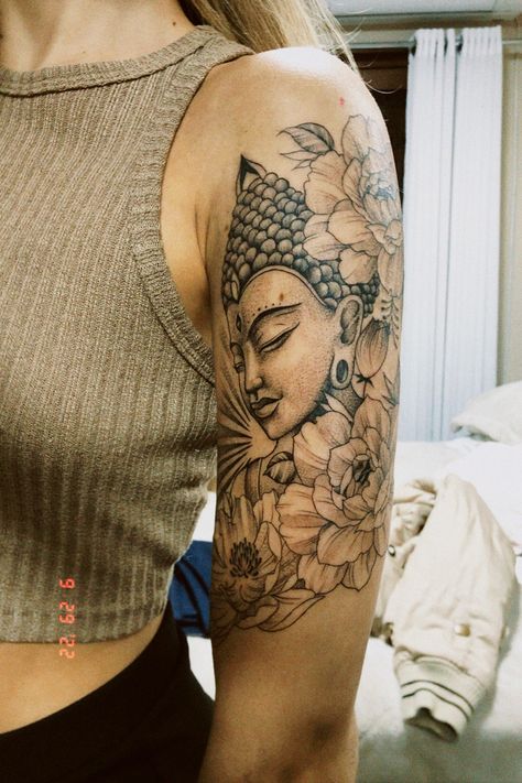 Sleeve Tattoos For Women Buddha, Zen Tattoo Sleeve For Women, Lotus Flower Buddah Tattoo, Budha Sleeve Tattoo Design, Buddha Woman Tattoo, Vietnamese Buddha Tattoo, Buddah Tattoo Sleeve Women, Tara Buddha Tattoo, Buddha With Flowers Tattoo