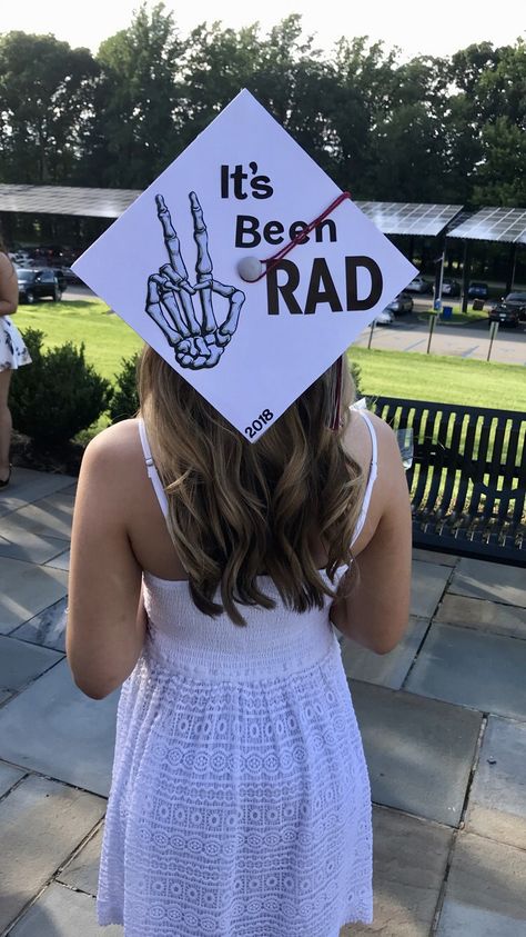 Radiologic Technologist Graduation Cap Decorations! “It�’s Been RAD” Class of 2018 Rad Tech Graduation Party, Rad Tech Cap Ideas, Radiology Technician Graduation, Radiology Tattoo, Grad Cap Ideas Radiology, X Ray Cap Graduation, Graduation Cap Designs Xray Tech, Radiography Cap Ideas, Radiology Cap Decoration