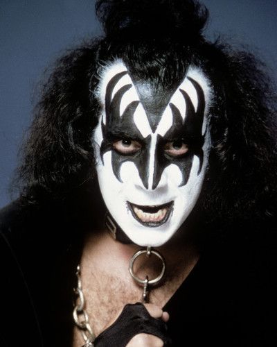 Gene "The Demon" $immons Creem Magazine, Monster Mash Party, Gene Simmons Kiss, Vinnie Vincent, Kiss Images, Eric Carr, Peter Criss, Kiss Army, Kiss Pictures