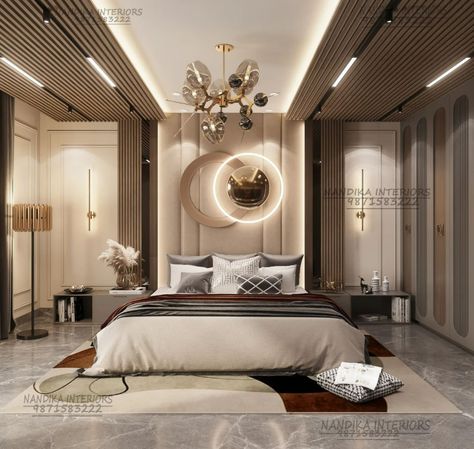 Luxury Master Room, Unique False Ceiling Design, Rich Bedroom Luxury, Parent Bedroom, Rich Bedroom, Bat Decorations On Wall, Luxurious Master Bedrooms, False Ceiling Design For Bedroom, Bed Painting