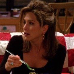 16 Rachel Green Hairstyles That You Can Try, Even If You're On A Break Rachel Green Hairstyles, Green Hairstyles, Estilo Rachel Green, Rachel Green Hair, Rachel Haircut, Rachel Hair, Rachel Green Style, Jennifer Aniston Hair, On A Break