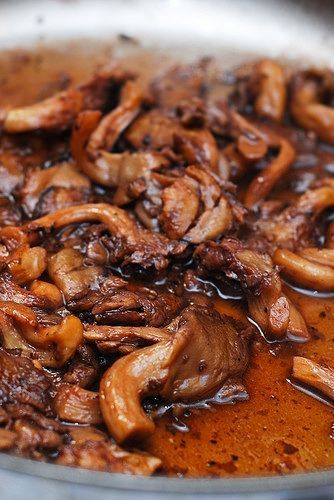 Easy and delicious way to saute mushrooms.  A great side dish for grilled meats! Gluten-free recipe. Red Wine Mushroom Sauce, Mushroom Sauce Recipe, Mushroom Dish, Sauce Pasta, Steak Sauce, Mushroom Sauce, Gravy Recipes, Homemade Sauce, Veggie Dishes