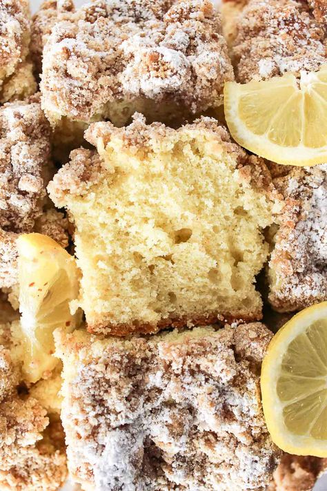 Lemon Crumb Cake - Sweets by Elise Lemon Crumb Cake, Golden Oreo, Raspberry Cookies, Cake Base, Italian Cake, Blueberry Lemon Cake, Homemade Buttermilk, Light Cakes, Crumb Cake