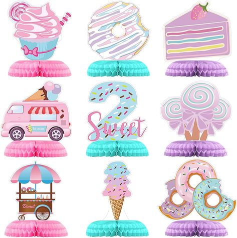 Two Sweet Birthday Party, Donut Table, Donut Birthday Party Decorations, Kids Party Centerpieces, Sweet Birthday Party, Two Sweet Birthday, Party Decorations Table, Birthday Table Decorations, Donut Birthday Parties