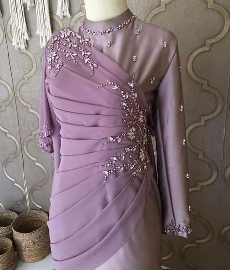 Payet Leher Kebaya, Payet Dada, Payet Leher, Motif Payet, Inspirasi Payet, Model Payet, Payet Kebaya, Brokat Modern, Detail Couture