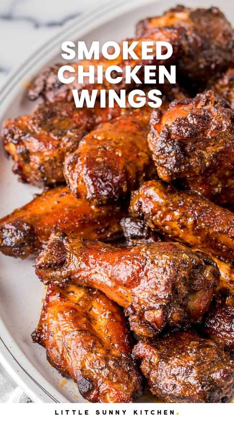 Smoker Chicken Wings, Smoked Wings Recipe, Country Style Chicken, Chicken Wings Recipes, Bbq Smoker Recipes, Wings Recipes, Smoked Wings, Recipes To Try At Home, Smoked Chicken Wings