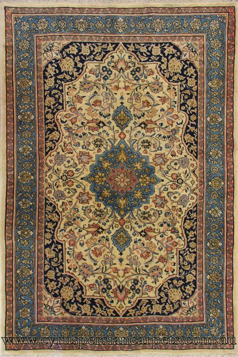 Tabriz Medallion Hand Knotted Wool Rug Iranian Rugs, Iranian Carpet, Persian Rug Designs, Fantasy Closet, Custom Carpet, Antique Persian Rug, Tabriz Rug, Antique Carpets, Modern Carpet