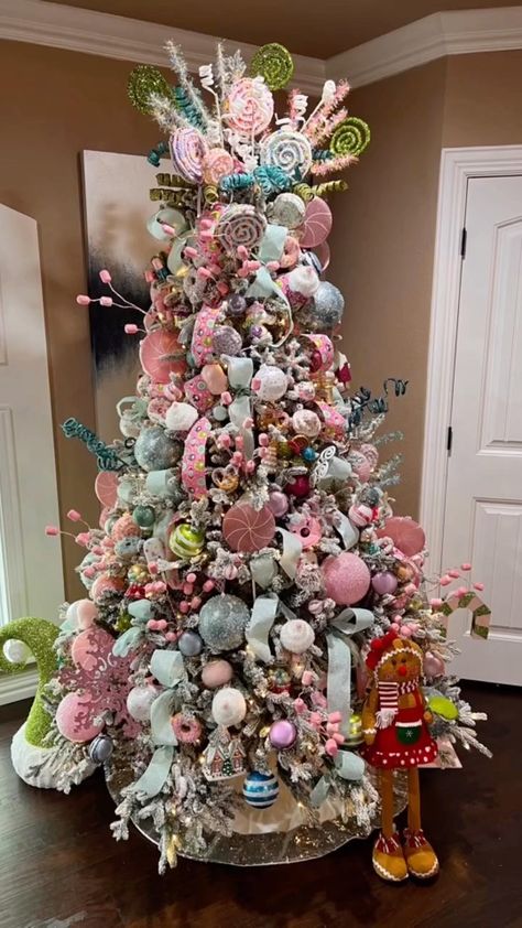 Candy Shop Christmas Tree, Land Of Sweets Christmas Tree, Candyland Themed Christmas Tree, Candy Land Christmas Tree Ideas, Pastel Candy Christmas Tree, Candy Land Tree, Candyland Tree, Ornament Shapes, Candyland Christmas Tree