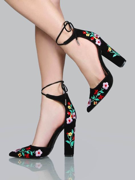 Floral Embroidered Heels, Summer Shoes Trends, Embroidered Heels, Gladiator Shoes, Summer Fashions, Women Ideas, Floral Heels, Simple Summer, Heels Classy