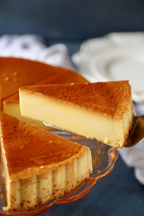 The best way to end any Mexican meal is with a slice of Flan. Creamy, rich, and decadent. It’s hard not to love this dessert. via @MamaMaggiesKitchen Mexican Cake Recipes, Hispanic Desserts, Mexican Flan, Authentic Mexican Desserts, Traditional Mexican Desserts, Mexican Desserts, Flan Cake, Authentic Mexican Recipes, Mexican Dessert Recipes