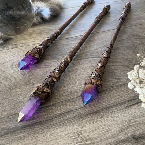 Wand Aesthetic, Wicca Wand, Crystal Wands, Witch Wand, Dark Crystal, Crystal Aesthetic, Witchy Crafts, Ritual Tools, Fantasy Props