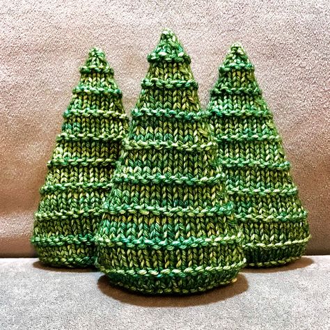 Click image for pattern download. Made with Malabrigo Yarn on size US 5 (3.75mm) DPNs Knitted Christmas Trees, Christmas Tree Knitting Pattern, Holiday Knits, Pine Christmas Tree, Knit Christmas, Crochet Christmas Trees, Malabrigo Yarn, Ornament Pattern, Christmas Tree Pattern