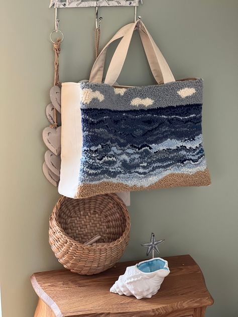 Punch Needle Bag Diy, Nidle Punch, Seascape Embroidery, Punch Needle Ideas Projects, Tufted Bag, Rug Hooks, Punch Needle Tote Bag, Punch Needle Bag, Embroidery Punch Needle