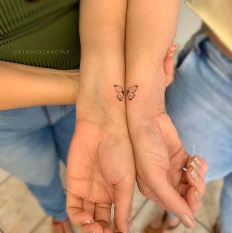 Tiny Best Friend Tattoos Butterfly, Tattoo For Duo, Matching Sister Butterfly Tattoos, Small Sister Tattoo Ideas, Duo Tattoo Ideas Sisters, Mom And Daughter Tattoos Matching Unique, Small Matching Tattoos For Sisters, Unique Sibling Tattoos, Sister Tattoos Unique