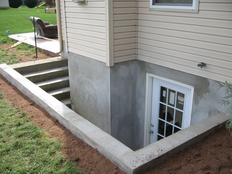 Garden Basement, Basement Rental, Basement Egress, Basement Entry, Lake Cottages, Basement Window Well, Remodeling Basement, Basement Refinishing, Basement Steps