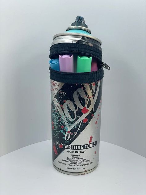 Vandals Graffiti, Graffiti Spray Can, Graffiti Furniture, Diy Graffiti, Spray Can Art, Art Shed, Spray Paint Cans, Graffiti Writing, 2160x3840 Wallpaper