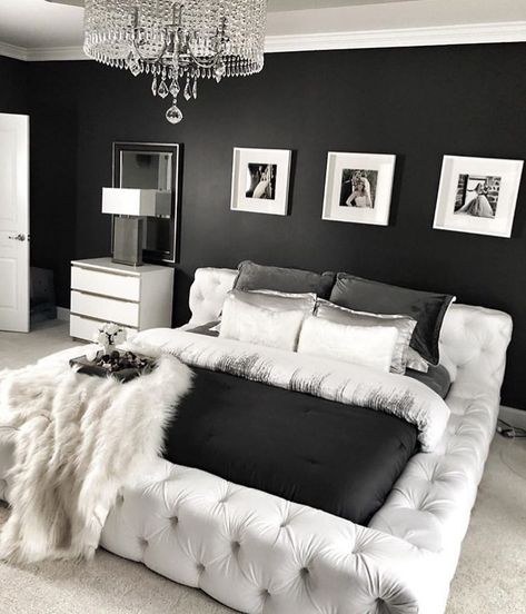 BEDROOM IDEAS ♠️♠️♠️♠️♠️♠️ Black And White Bedroom, Bed Decoration, Bed Dresser, Bedding Inspiration, Dekorasi Kamar Tidur, Black Bedroom, Luxury Bedroom Master, Girl Bedroom Designs, Teen Bedroom Decor