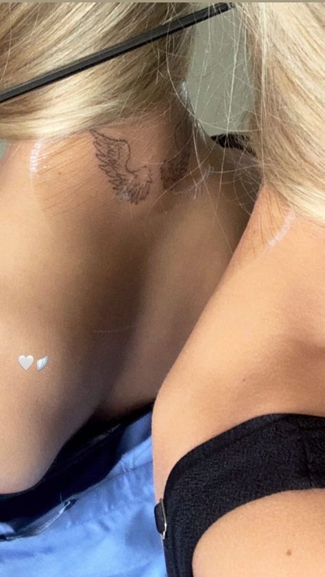 Angle Wings Tattoo Back Of Neck, Wing On Neck Tattoo, Angel Wings Behind Neck Tattoo, Angel Wings Tattoo Aesthetic, Angel Wings On Back Of Neck, Aesthetic Angel Wings Tattoo, Warrioress Tattoo, Angel Wing Spine Tattoo, Angel Wings Neck Tattoos Women