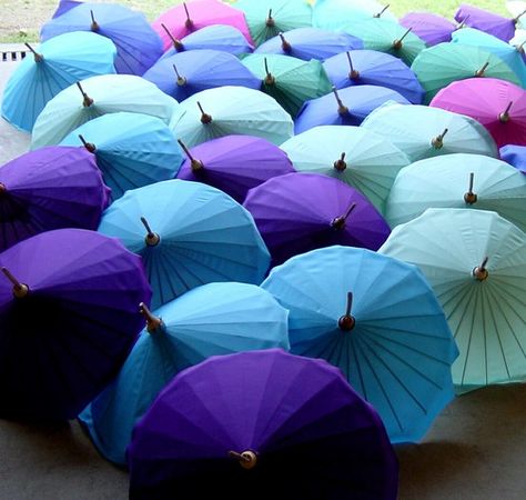 Champagne and Caviar Dreams Analogous Color Scheme, Scene Girl, Colorful Umbrellas, Umbrella Art, Under My Umbrella, Umbrellas Parasols, Turquoise And Purple, Scene Hair, Color Harmony