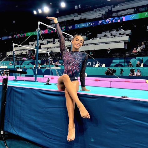 Hezly Rivera Gymnast, Amazing Gymnastics, Gymnastics Photos, Usa Gymnastics, Gymnastics Pictures, Olympic Gymnastics, Usa Olympics, Female Gymnast, Simone Biles