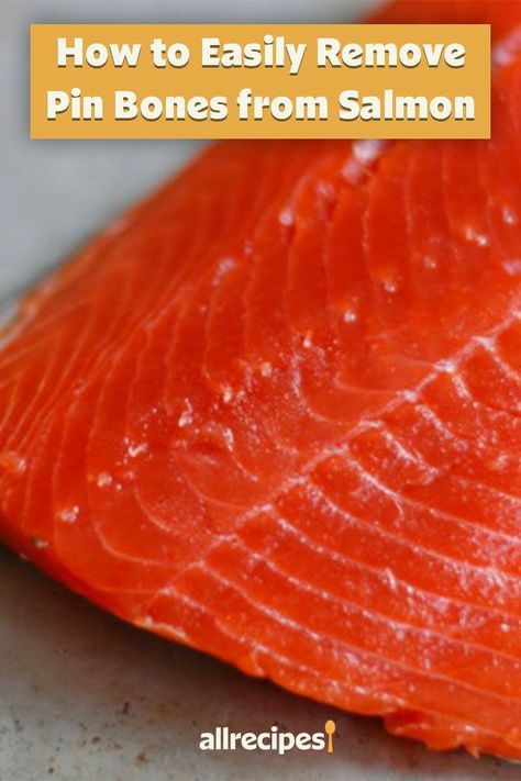 How To Debone Salmon, How To Clean Salmon, Salmon Steak Recipes, Air Fryer Recipes Salmon, Best Salmon, Recipes Salmon, Game Meat, Raw Salmon, Salmon Steak