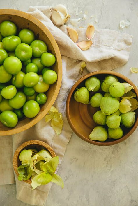 Authentic Mexican Salsa Verde Mexican Flour Tortillas, Authentic Mexican Salsa Recipe, Mexican Salsa Verde, Restaurant Style Salsa Recipe, Authentic Mexican Salsa, Mexican Salsa Recipes, Homemade Salsa Verde, Recipes With Flour Tortillas, Authentic Mexican Recipes