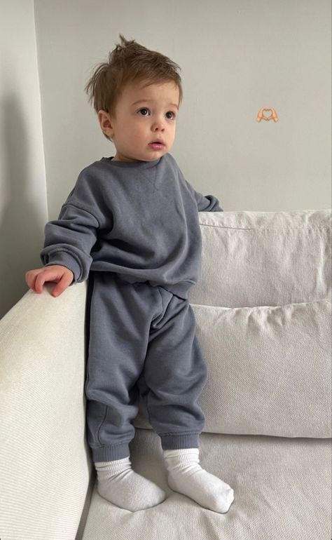 Old Money Baby Boy Outfits, Old Money Baby Boy, Baby Boy Outfits Aesthetic, Ootd Baby Boy, Toddler Boy Aesthetic, Cute Little Boy Outfits, Cute Toddler Boy, Boy Outfits Aesthetic, Baby Boy Winter Outfits