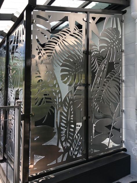 Laser Cut Aluminum, Outdoor Gate, Modern Balcony, Main Entrance Door Design, Vinyl Painted, Laser Cut Panels, Balcony Grill Design, Wood Interior Design, Living Roofs