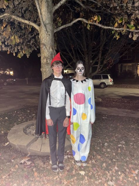 Halloween Costume Wirt, Over The Garden Wall Couple Costume, Wirt And Sara Costume, Sara Over The Garden Wall Costume, Obscure Couples Costumes, Alt Couples Costumes, Otgw Costume, Alt Couple Costumes, Queer Couple Halloween Costumes